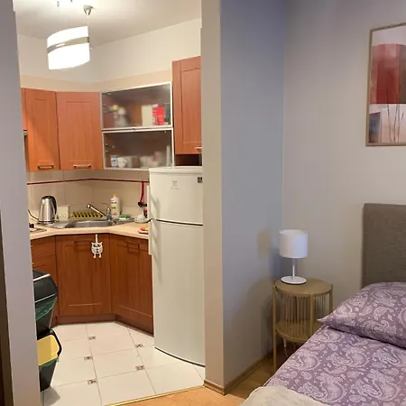 Samodzielne Wyposazone Mieszkanie Warsaw