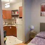 Samodzielne Wyposazone Mieszkanie وارسو
